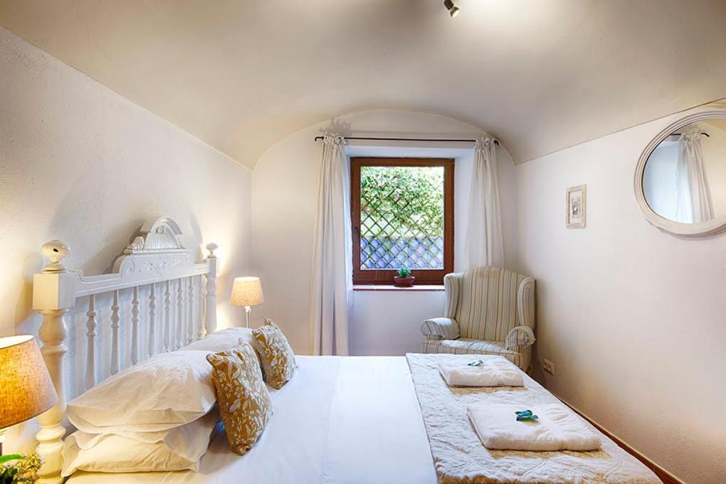 Can Cruanyes Sales de Llierca Exterior photo