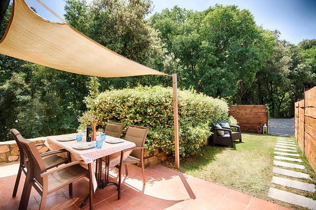 Can Cruanyes Sales de Llierca Exterior photo